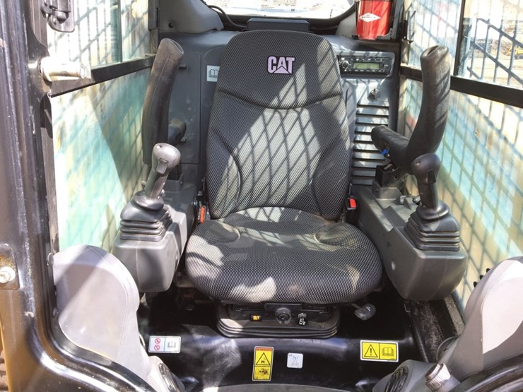2021-caterpillar-259d3-image-6