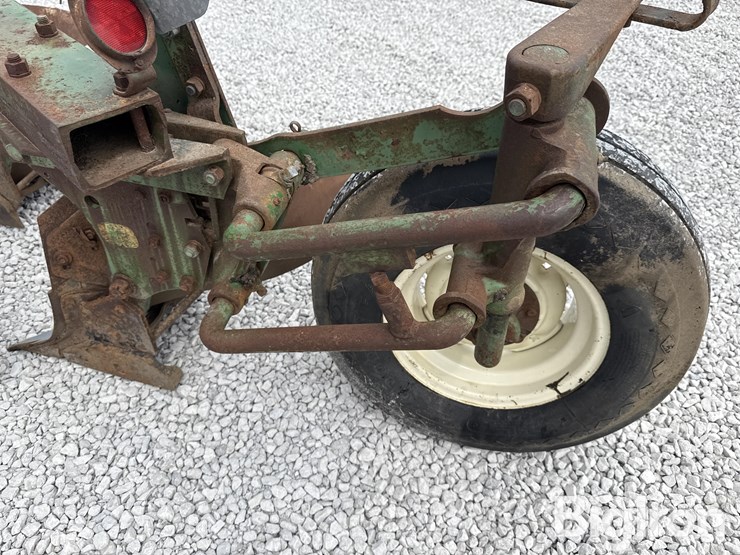 john-deere-5-image-12