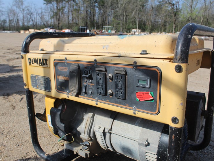 #2586-•-dewalt-6500-generator-|-parts/repairs-image-4