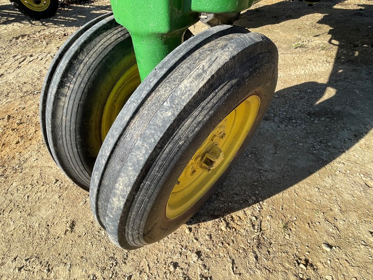 john-deere-b-image-41