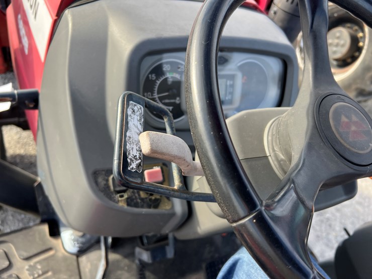 massey-ferguson-4608-image-19