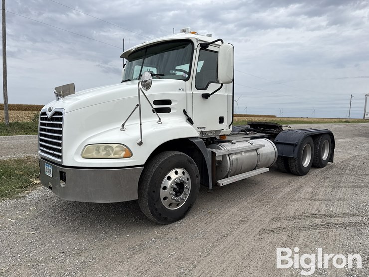 2007-mack-vision-600cxn-t/a-truck-tractor-image-1
