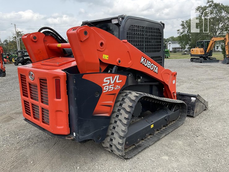 2020-kubota-svl95-2s-image-5