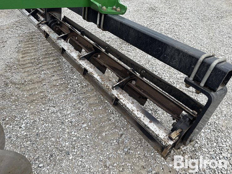 john-deere-2720-image-18