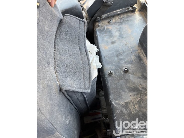 2023-komatsu-d61pxi-24-image-31