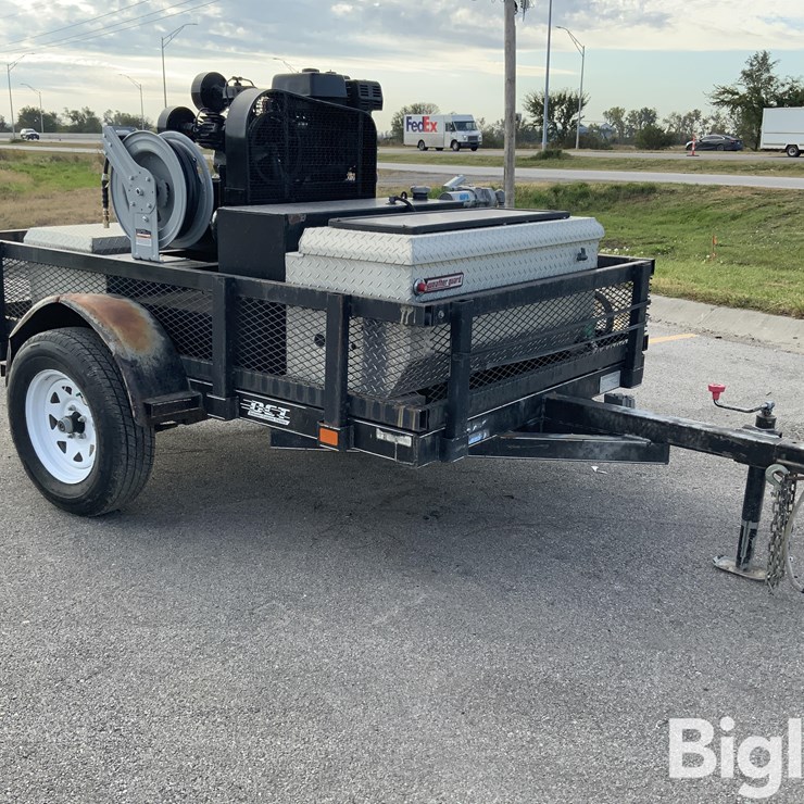 2008 UTILITY FLATBED
