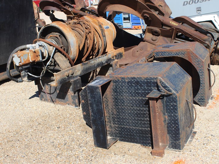 #2799-•-tulsa-rufnek-50-ton-hydraulic-winch-image-1
