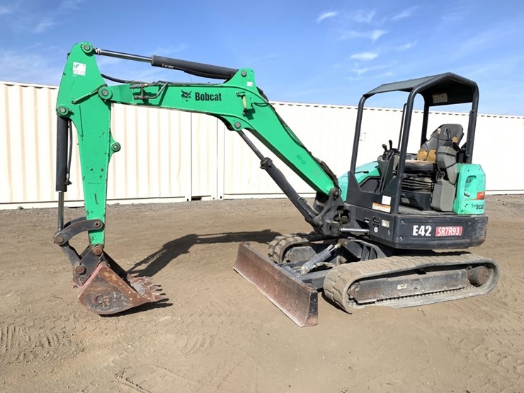 2012-bobcat-e42-image-1