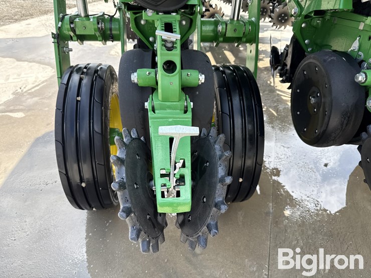 2022-john-deere-1775-image-20