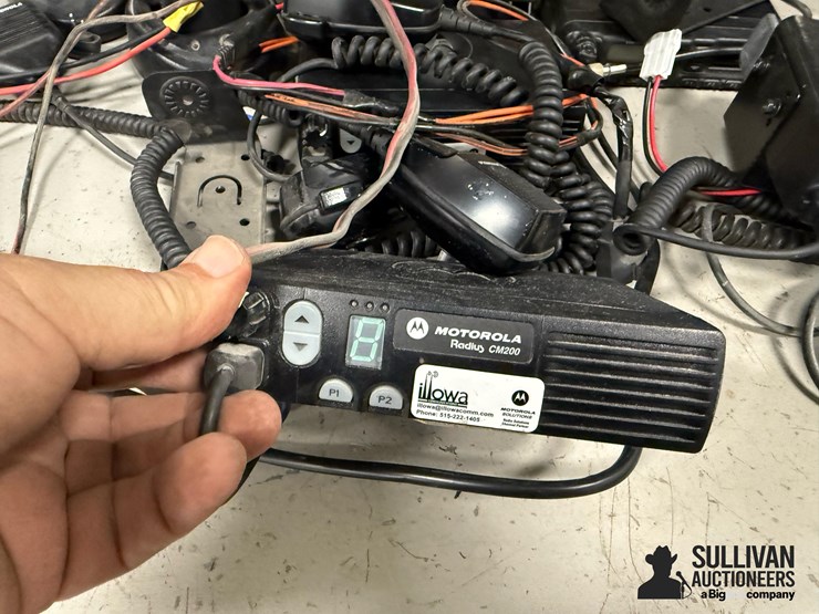 2-way-radios-image-13