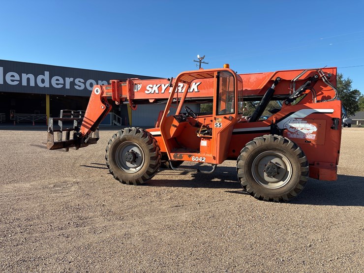 sky-trak-6042-image-2