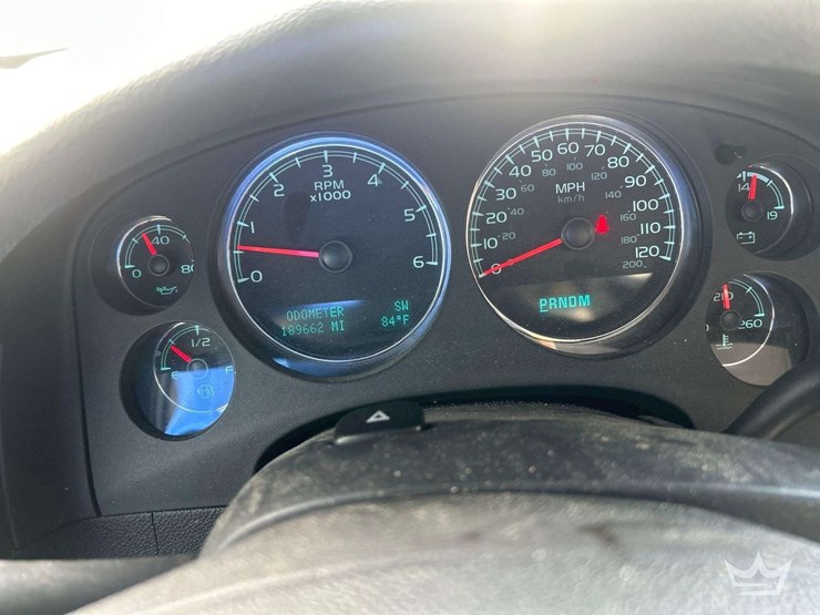 2011-gmc-yukon-xl-denali-image-12