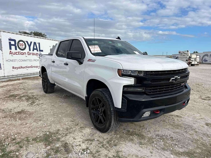 2021-chevrolet-silverado-1500-image-2