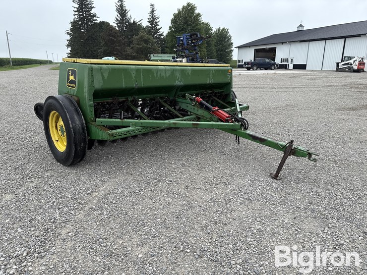 john-deere-8000-image-3