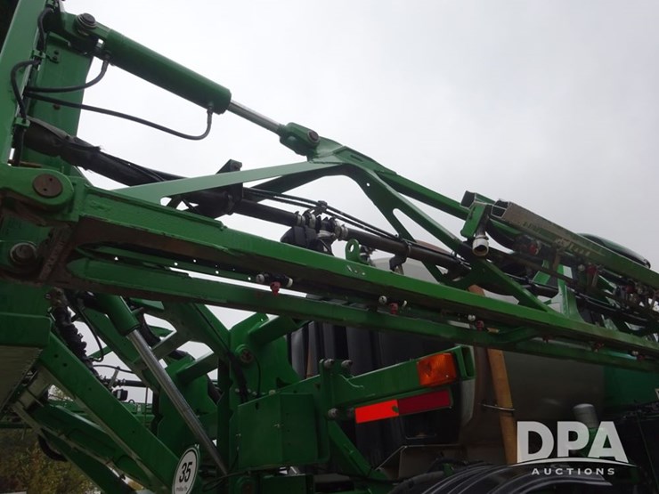 2015-john-deere-r4038-image-75