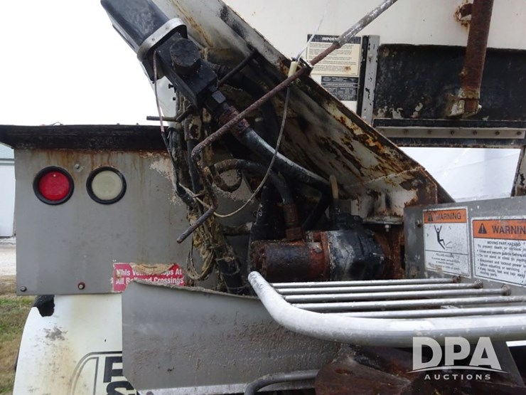 2002-international-2554-image-42