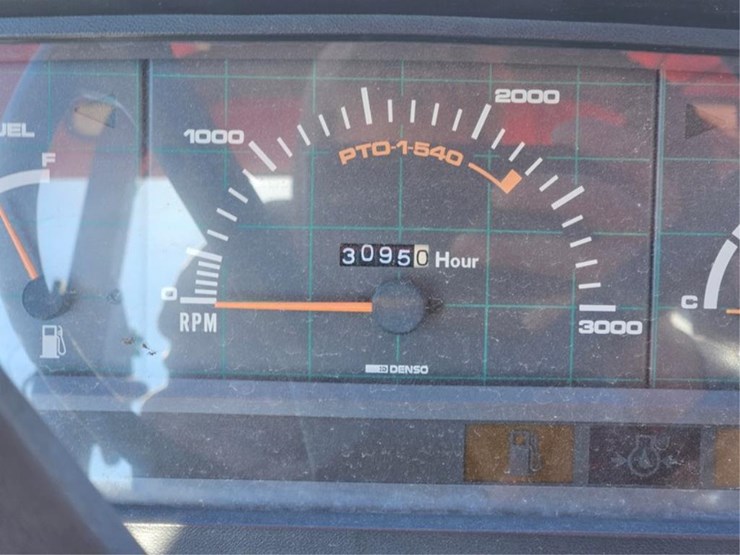 kubota-m5700-image-35