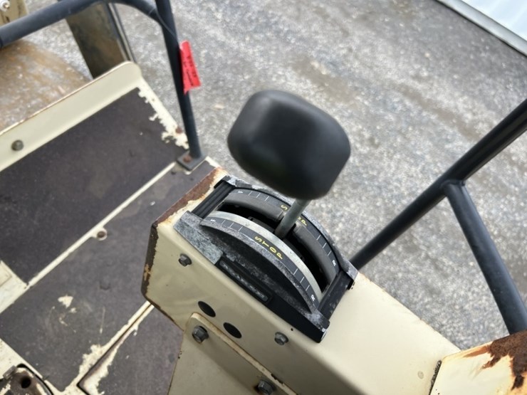 2002-ingersoll-rand-dd90-image-23