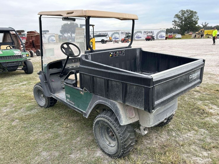 2014-cushman-electric-utility-cart-image-4