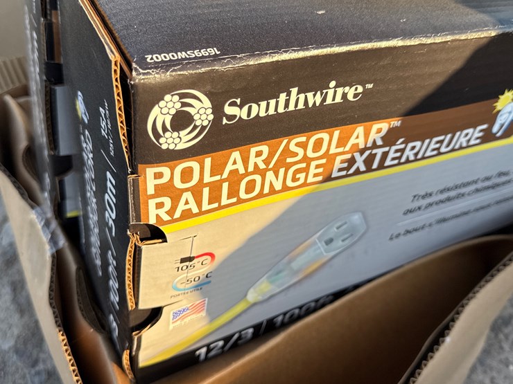 #26192-•-lot-of-(2)-southwire-polar/solar-100’-extension-cord-image-6