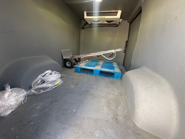 2021-ram-promaster-2500-image-7