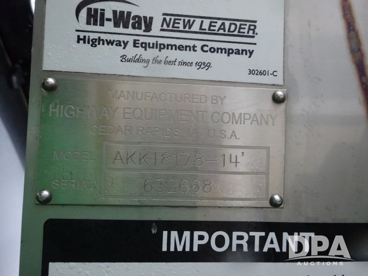 2018-john-deere-f4365-image-68