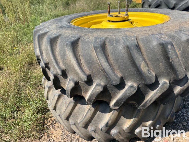 tires-on-john-deere-tractor-rims-image-13