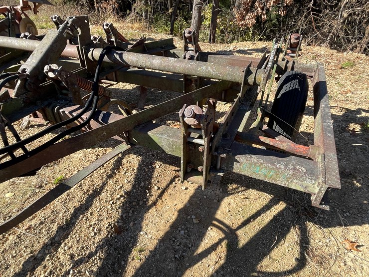 #5921-•-glencoe-giant-c-chisel-plow-image-9