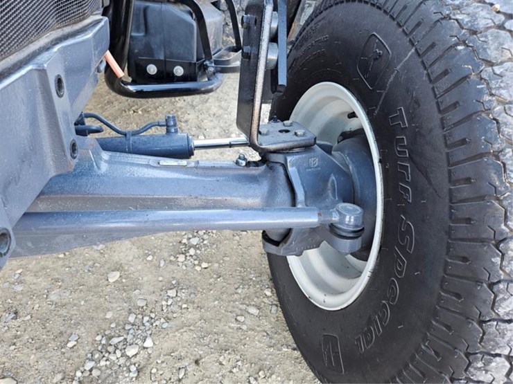 new-holland-tn65-image-34