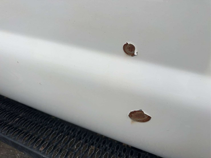 2016-ford-f550-xl-image-15