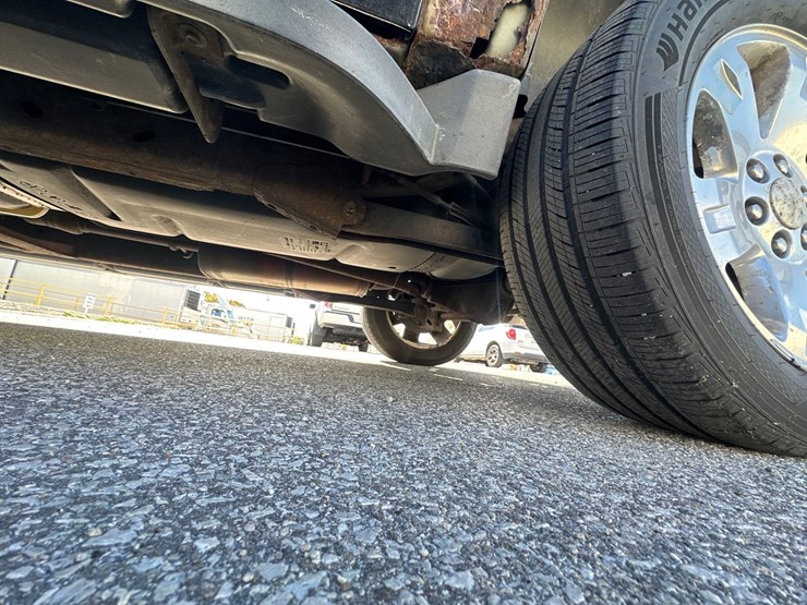 2012-gmc-yukon-xl-image-7