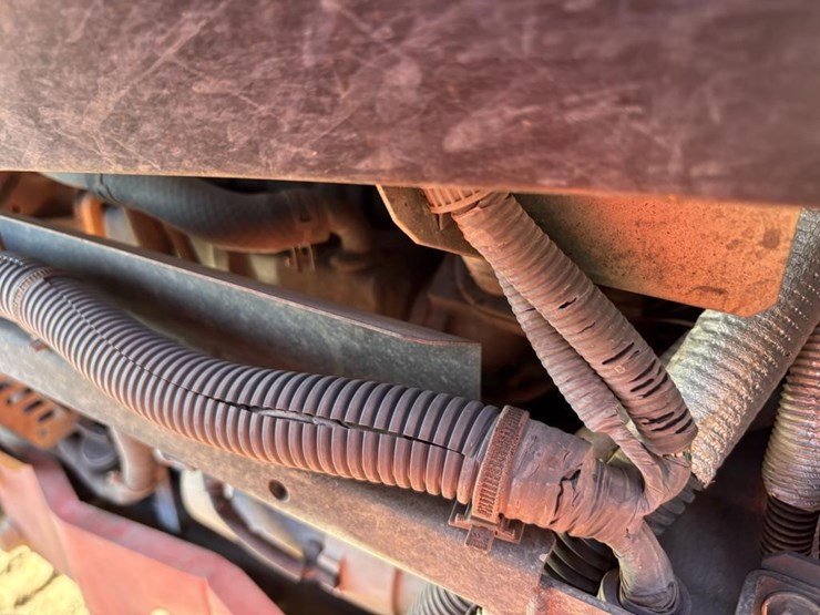 2018-kubota-m5-111d-image-55