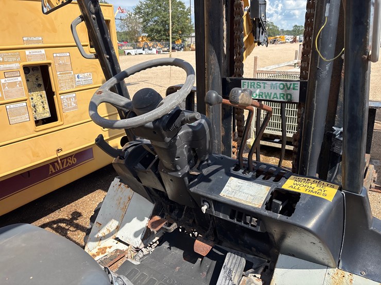 #2554-•-toyota-forklift-|-parts-or-repair-image-5