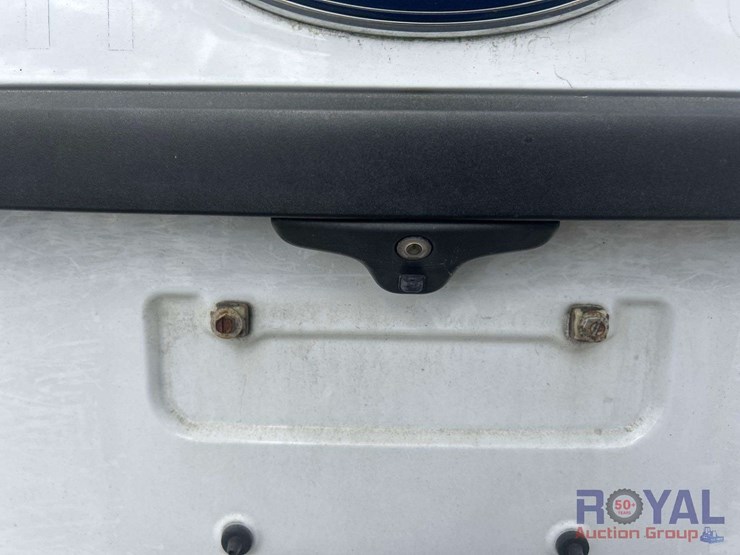 2018-ford-explorer-image-28