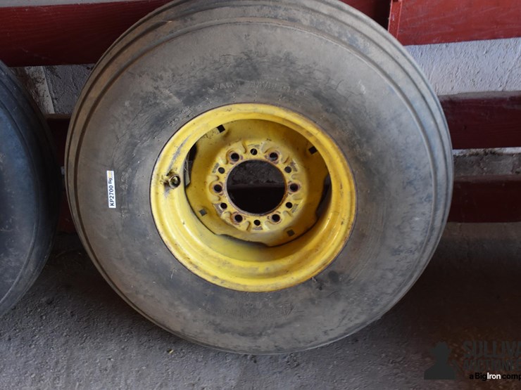 11l-14sl-tire-and-rim-image-1