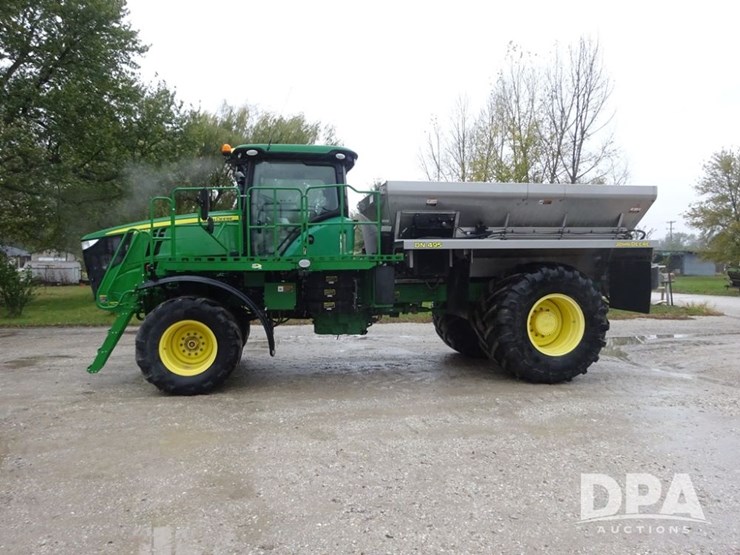 2018-john-deere-f4365-image-40