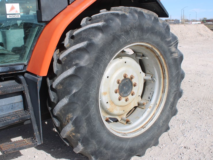 1992-agco-allis-8630-image-19