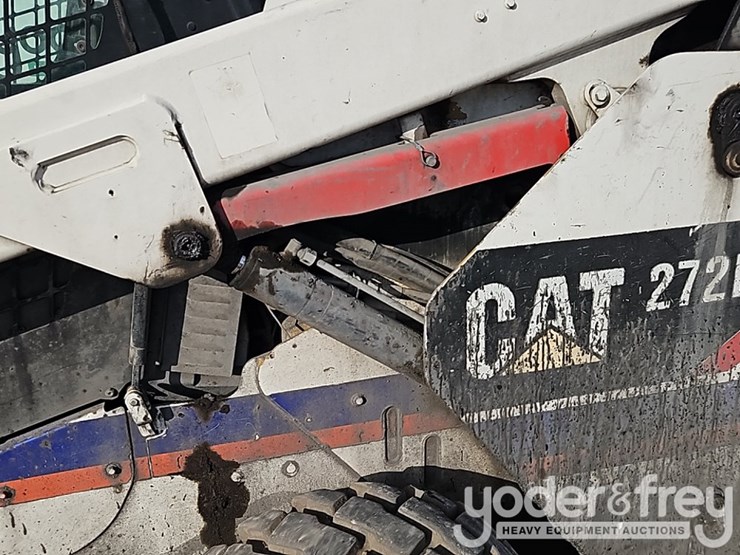 2018-caterpillar-272d2-image-15