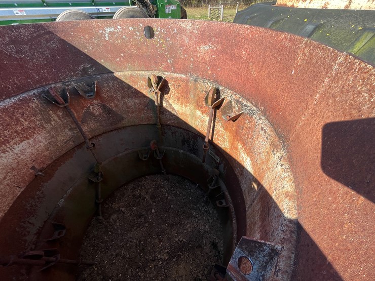 #5940-•-set-of-18.4-38-duals-image-9