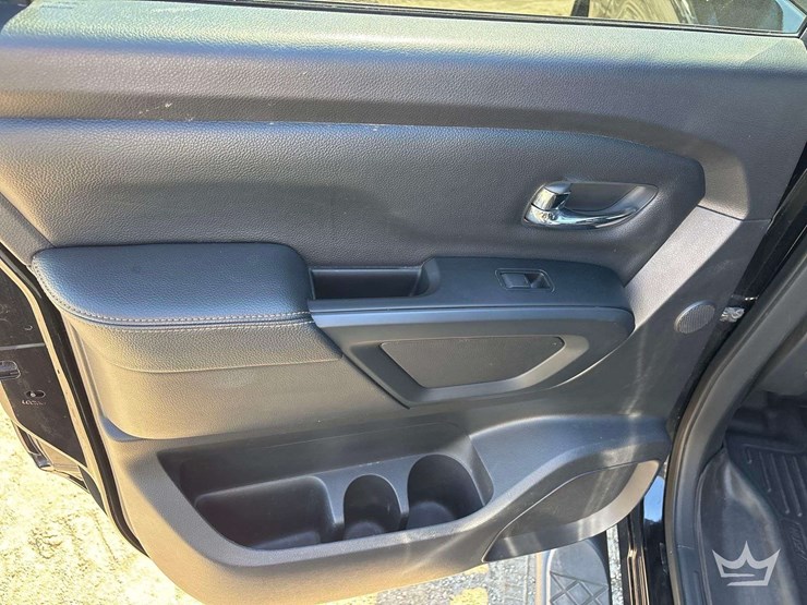 2018-nissan-titan-image-12