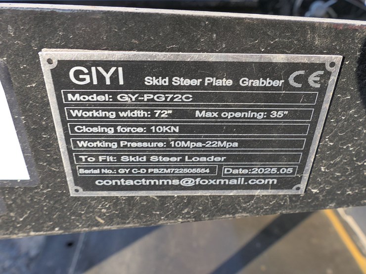 giyi-72''-flat-grapple,-fits-skidsteer-qt-(unused)-(tax)-image-2