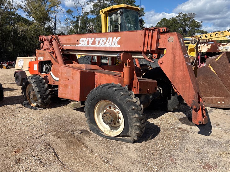 sky-trak-8042-image-1