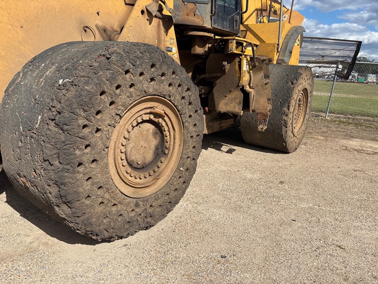 caterpillar-980-image-8