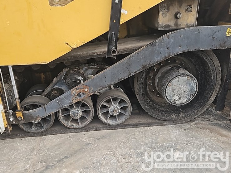 2012-caterpillar-ap-1055e-image-20