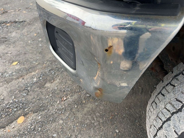 2016-ford-f550-xl-image-17