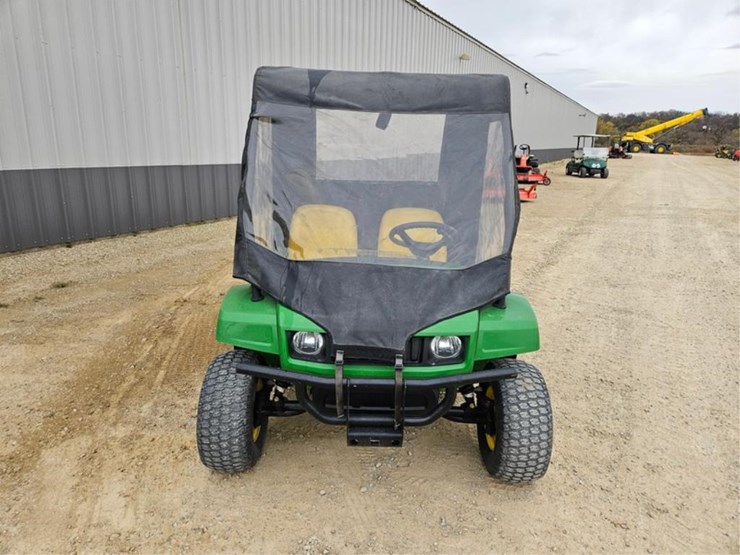 2011-john-deere-gator-image-8