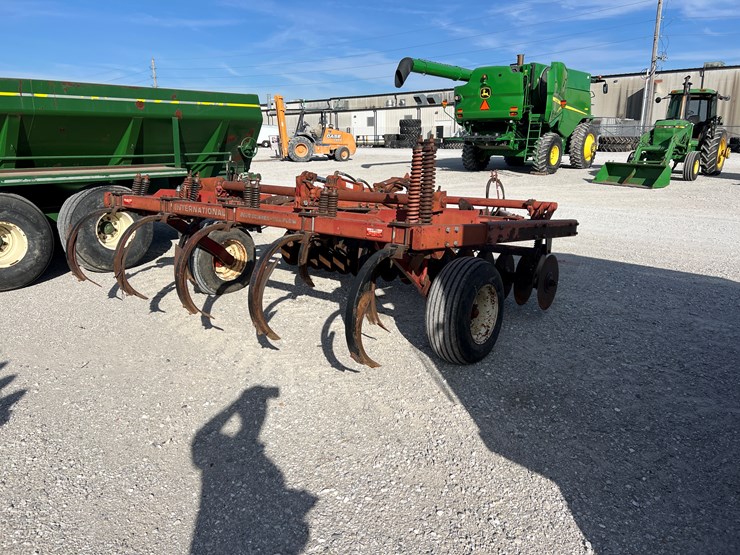 international-6500-image-4