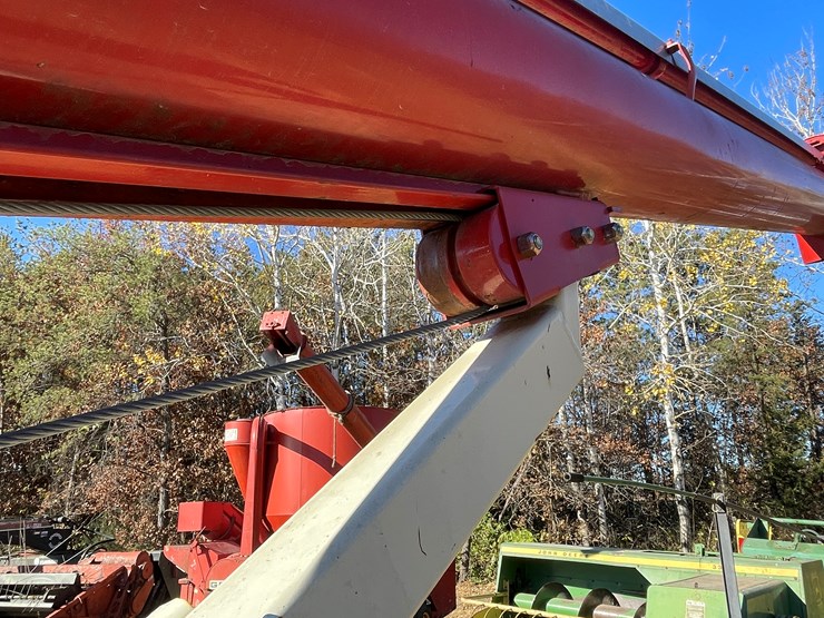 buhler-farm-king-831-image-11