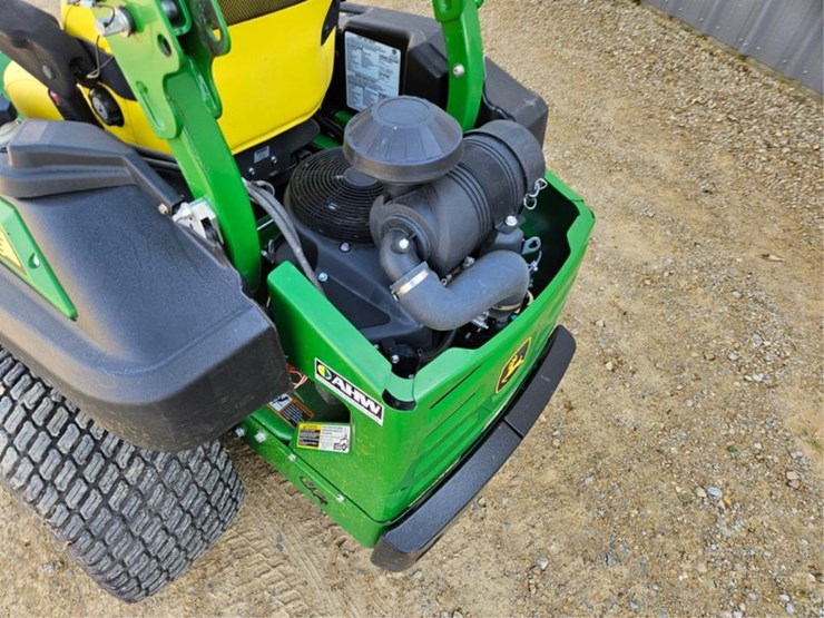 2016-john-deere-z960r-image-12