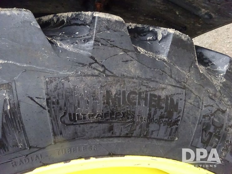 2015-john-deere-r4038-image-44